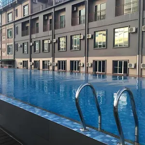 https://cenang-view-hotel.tophotelslangkawi.com